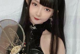 随意浏览51酱的九月制服美图合集，心里跟过山车一样。