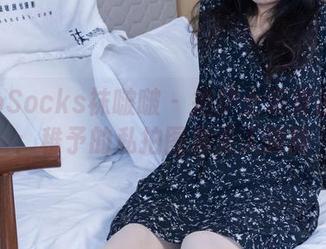 BoBoSocks袜啵啵 – 把护士装穿出色彩：稚予的私拍图集无人能敌