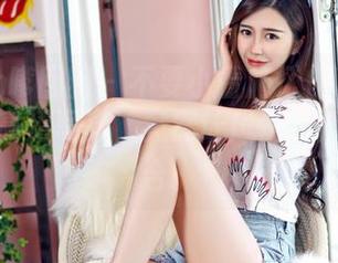 Feilin嗲囡囡 – 不要小看施忆佳KITTY：户外高清写真，竟然让风都显得甘愿配合。