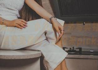 GIRLT果团网 – 小九九户外写真特惠，下载竟然是免费的，纷纷来pick她！