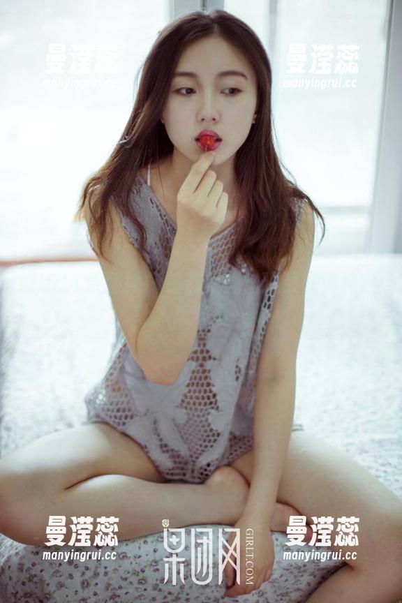 GIRLT果团网 - 最新美图：通灵儿清纯得让人想多看一眼