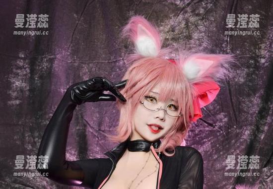 原图带着思索，写真夹杂着玩味，KaYa萱的“娜美”究竟想表达点啥呢？