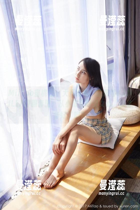 MiiTao蜜桃社-韵莉娜VANILLA MiiTao蜜桃社 - 大开眼界!韵莉娜VANILLA校服套图:从小清新到少女心,你准备好了吗?