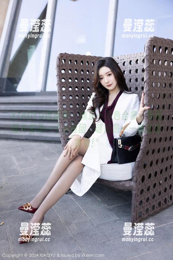 XIAOYU语画界 - 林乐一黑色合集：每张图片都是一个小谜团，谜底是——我就是贪看！
