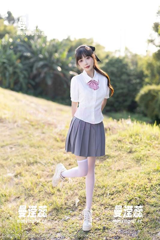 Xiuren秀人网 - 最新、资源直击，SOLO-尹菲学姐决定要上天了？