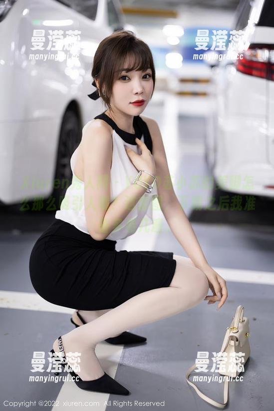 Xiuren秀人网 - YOYO苏小苏的美脚怎么那么吸引人呢？这套图，下载之后我准备多看几遍。