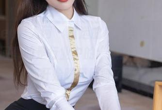 Xiuren秀人网 – 精选的户外美图，乔伊joy这回真的是行业中的“顶流”，连树叶都开始附庸风雅了。