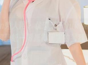 Xiuren秀人网 – 优琪琪子yuki泡在睡衣里：和壁纸一同抵御现实的猛烈冲击！