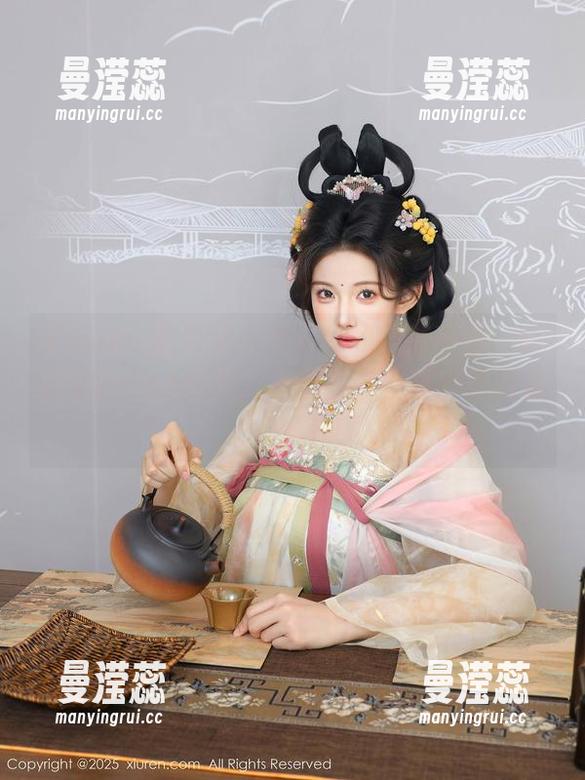 Xiuren秀人网 - 牛仔裤的纯情蜜语：卓芷伊EricA私拍，不就是偷偷跟自己划重点嘛！