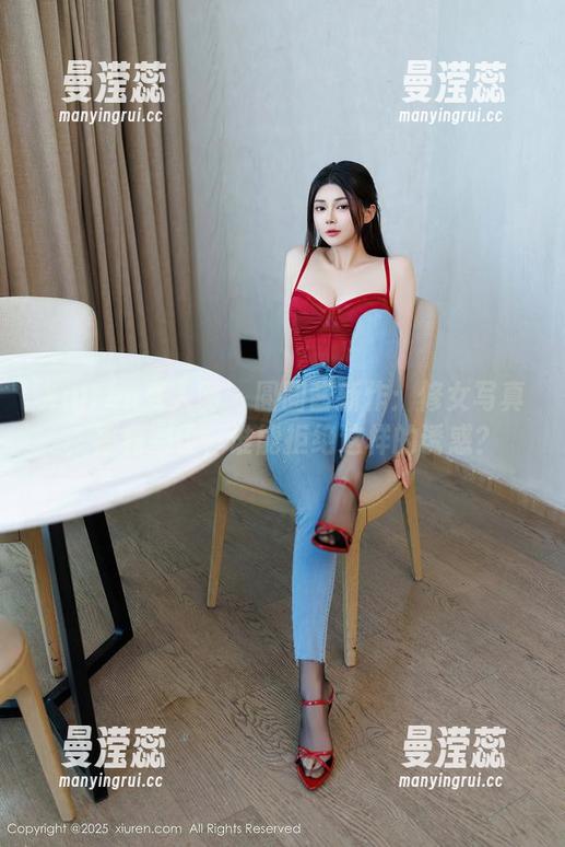 Xiuren秀人网 - 圆圆酱新作：修女写真，福利到位，谁能拒绝这样的诱惑？