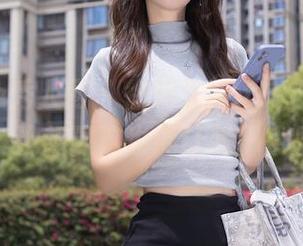 Xiuren秀人网 – 徐莉芝Botty的圣诞图包，没想到这也能让我鼻尖发热
