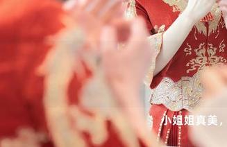 Xiuren秀人网 – 当悠悠酱yoyoyo遇上豹纹：这组写真一定会让你眯起眼