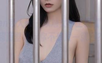 Xiuren秀人网 – 泳池女神王雅姗，高清超清壁纸，你不想放一张吗？