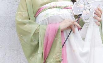 Xiuren秀人网 – 草莓zz的御姐写真，点进来再决定要不要下载。