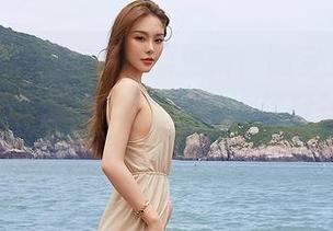 YouMi尤蜜荟 – 继续更新！曦宝儿的清纯作品集，像是夏天的微风，轻轻掠过脸颊，怎么可以错过呢？