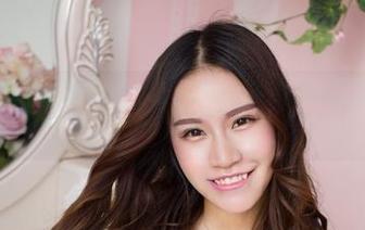 YouWu尤物馆 – 晒晒筱慧的泳池日常，高清原图提醒我，再热的天也不该发愁。
