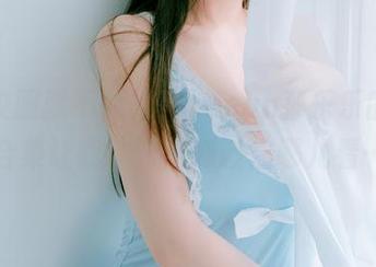 谁说校服就不能撩？yeeun孙乐乐的高清合集让我顿时不知该往哪儿看…