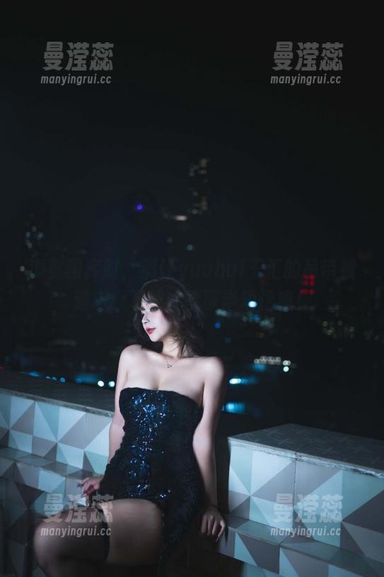 浏览图库时，别让yuuhui玉汇的吊带被遗忘，下载才能事半功倍哦！