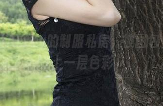 丽柜 – Amily的制服私房，被图包悄悄镀上一层色彩