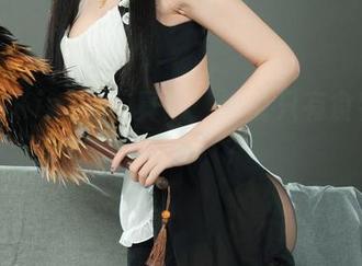 丽柜 – KiKi的写真集：谁说只有食物才配“盛宴”？