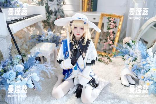 最新写真到！九柒喵美腿霸屏，段子手已准备好各种夸张的比喻！