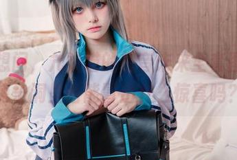 真的想问，九柒喵的初音未来全套图集，兔子洞里面能冒出什么惊喜吗？