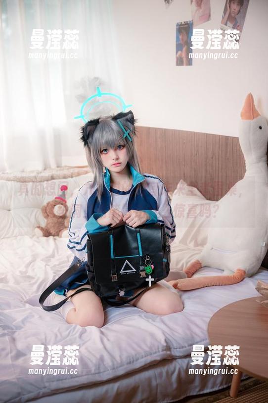 真的想问，九柒喵的初音未来全套图集，兔子洞里面能冒出什么惊喜吗？