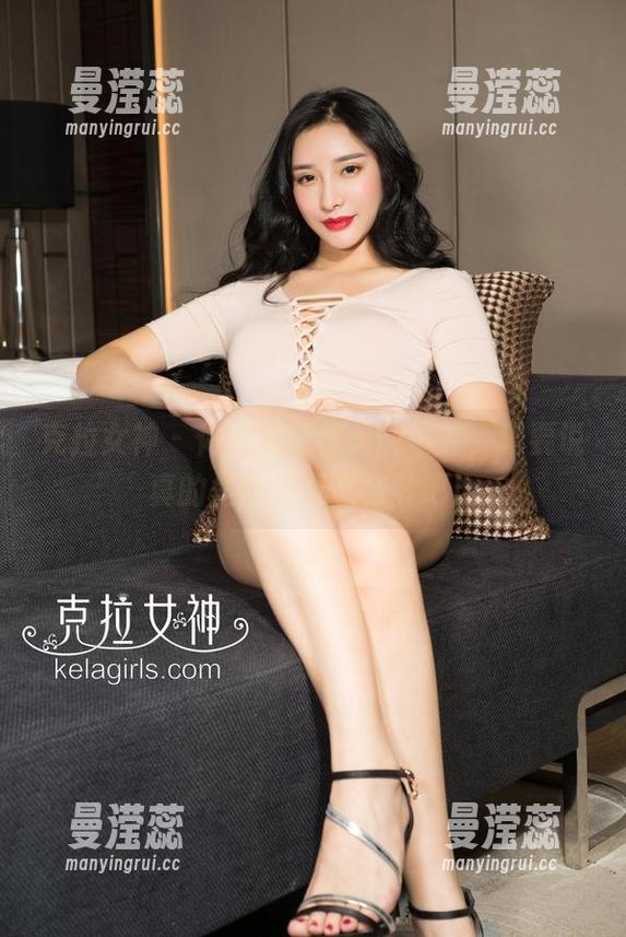克拉女神 - 体操服壁纸里的小芹，硬要说真的是既青春又减龄吧！