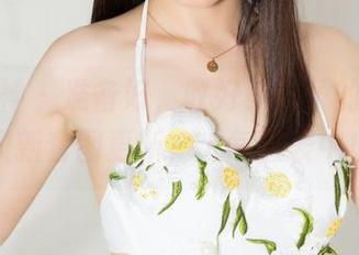 克拉女神 – 准备好，收好！昕予的速递宝贝新套图更新，人气爆表中！