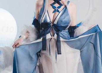 凉凉子rioko的天狼星泳装原图合集，让人觉得不抬头看星星都亏了。
