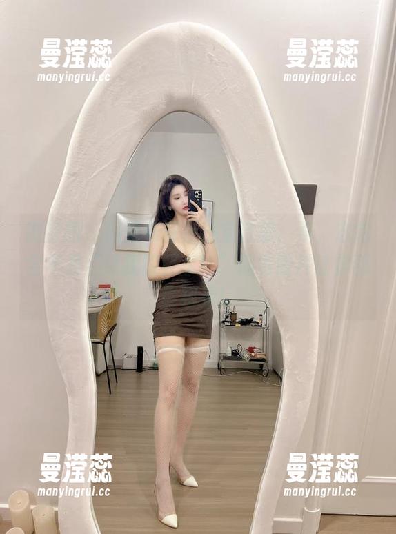 微密圈 - 周妍希深夜浴室诗篇：不，这完全不是“帮我接杯水！”精选图片让你刮目相看！