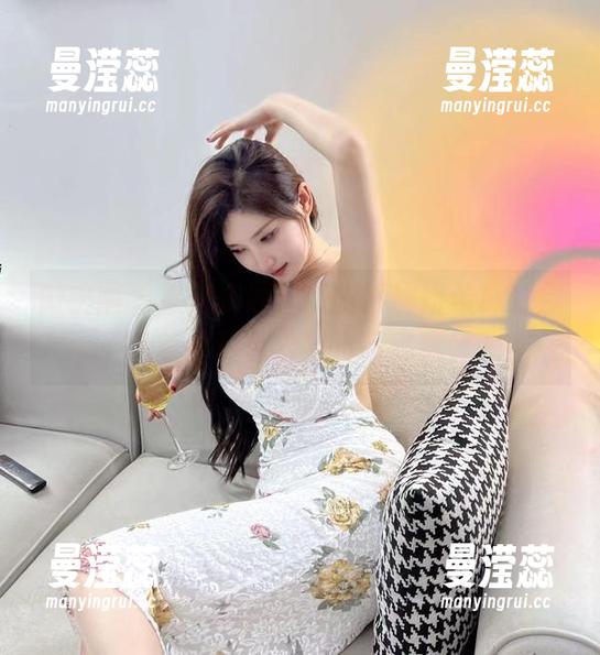 微密圈 - 看这资源，我觉得周妍希真的会把整个粉色都穿出新高度哦