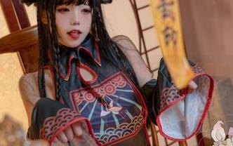 私拍泳装日常，咬人小小兔玩心机，图包不要错过哦！
