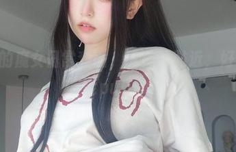 女主K的魔女日常套图，意外的贴近，好像随时能pullup