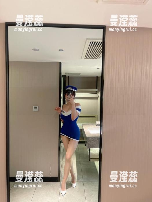 微密圈 - 还在纠结要不要买校服？奶宝妹纸的写真已经给我答案了！
