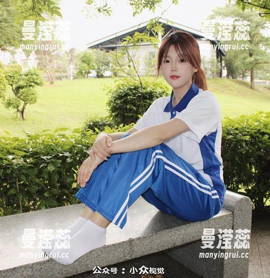 小众视觉-芳芳 小众视觉 - 芳芳的定制白色作品,带点俏皮,让人忍不住想问:怎么做到的?