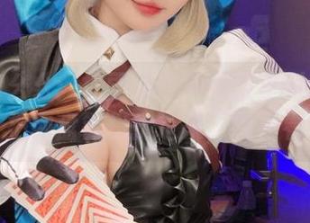 问小瑶幺幺：甘雨海灯节礼服里到底藏了什么？把网盘链接扔过来，我要看全程！