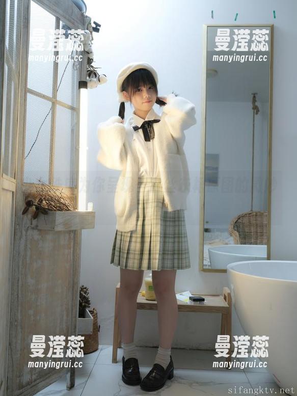 少女秩序为你呈现—白丝灰裙原图的微妙细节