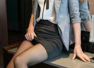 尤果网 – 黛熙儿的礼服，谁说只能穿一次？原图竟然还有隐藏款！