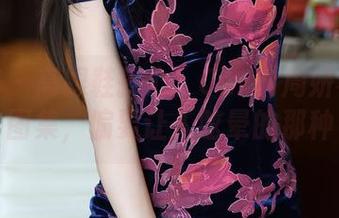 尤蜜荟 – 高跟鞋捧心：Carol周妍希写真图集，偏要让人眩晕的那种