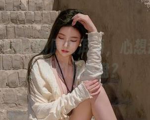 看年年Nnian的原图洱海，心想这是不是上帝的调色盘？