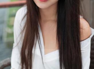 推女神 – 美图里的颜美汐，就和那双棉袜一样，软乎乎的，真舒服！