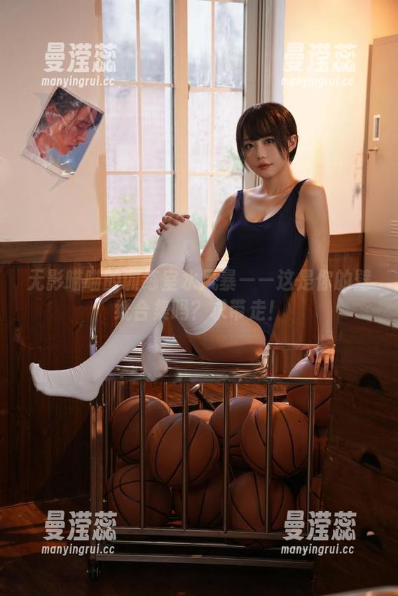 无影喵喵的训练室水风暴——这是你的壁纸合集吗？求带走！