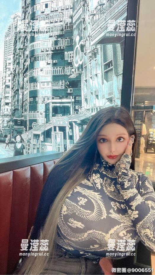 微密圈 - 梦露veronica的吊带图集：在镜头前她真是秒变女神，为什么我拍照总是憨憨的？