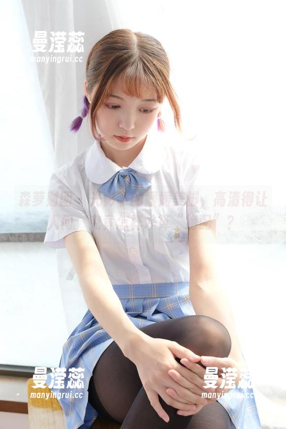 森萝财团 - 光影下的媛媛美脚，高清得让人问，究竟怎样才算“绝配”？