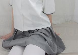 森萝财团 – 小夜的白丝月下006在线，资源到底在说什么？的确让人琢磨。