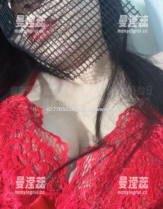 微密圈 - 照片里的楚楚不吃鱼：女仆的日常工作，或许可以开个班教你怎么“乖”！