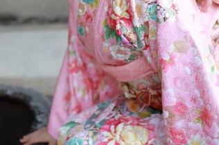 模范学院 – 被悦爷妖精的少女写真狂轰乱炸，这更新也太不带感情了吧？