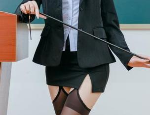 清水由乃的浴室写真，顺手就能给网盘里的照片加点水汽。
