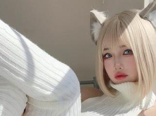 在影像里，女仆天使的日常奇遇：狐洛洛子高清写真